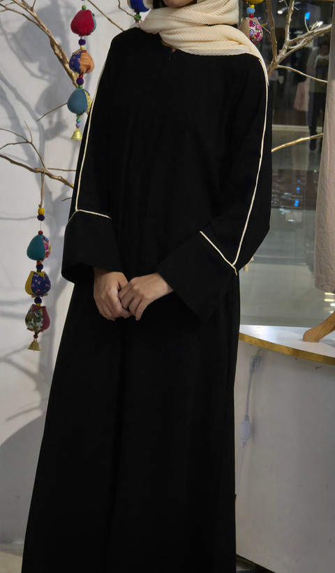 مانتو عبایی زنانه حریرالاسود مشکی مهلا