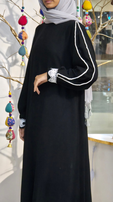 مانتو عبایی زنانه حریرالاسود مشکی ارغوان